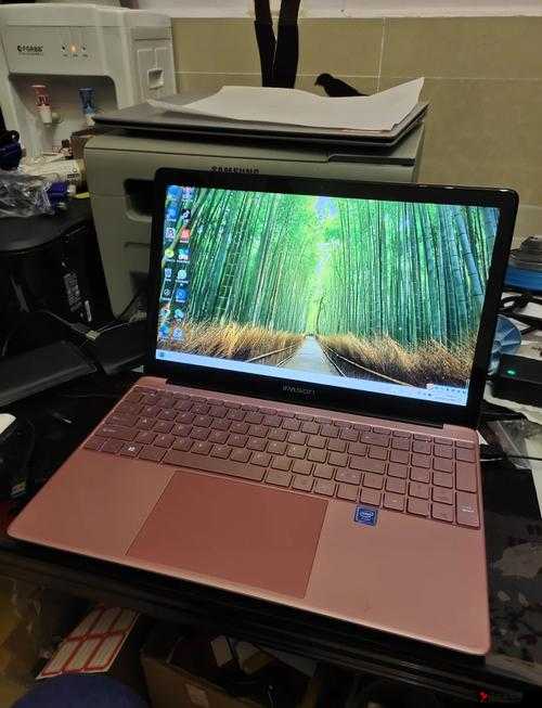 18 19macbook airHDoro 时尚轻薄本,办公娱乐两不误