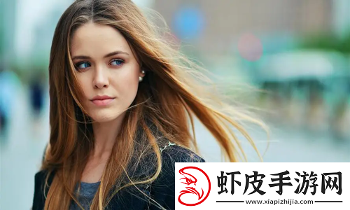 女学生被c扒衣服引爆校园话题