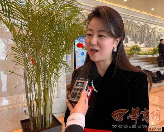 门卫老李和刘洁的情感纠葛:是坚守责任还是冲破道德底线