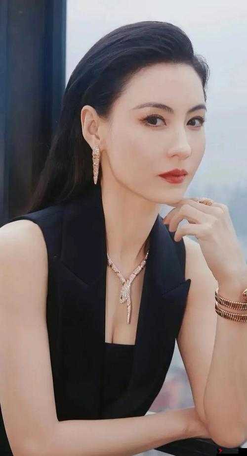 张柏芝照艳原图:绝美瞬间的真实呈现