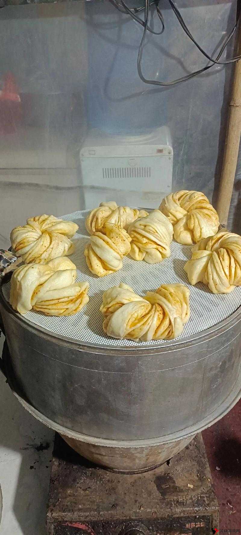 一对白花花的大馒头:让人垂涎欲滴的美食象征