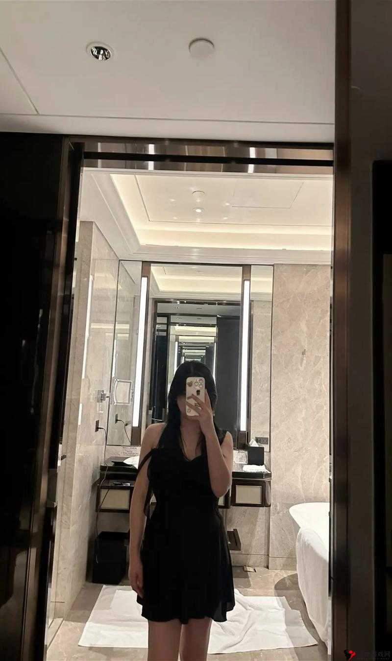 Chinese 宾馆自拍高清:独特视角下的别样风情