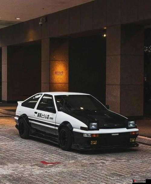 YSL 千人千色 AE86：速度与激情的极致体验