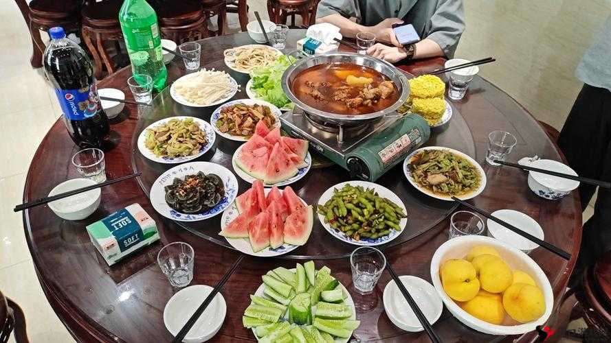 大团圆亲情会高明王芳洁:温馨相聚共享家庭欢乐时刻