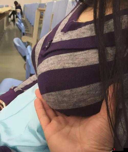 女人扒开秘 让男人桶爽 APP:两性之间的私密互动交流