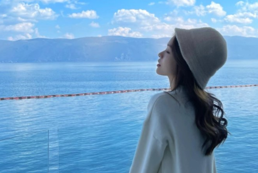 男生的qq放在女生的qq里的照片：感受多元文化的魅力