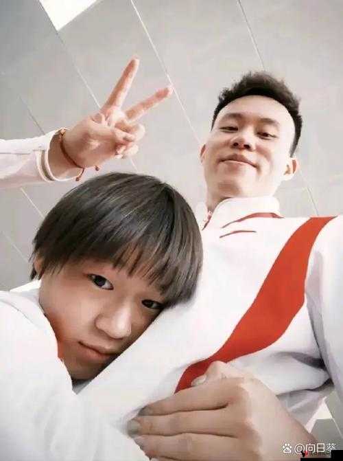 震惊年仅 8 岁的弟弟半夜竟做出如此举动