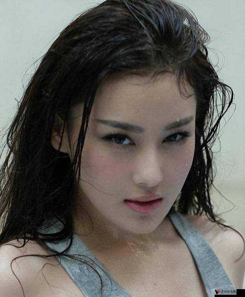 妲己：穿越千年的美丽与诱惑——人体艺术的独特诠释