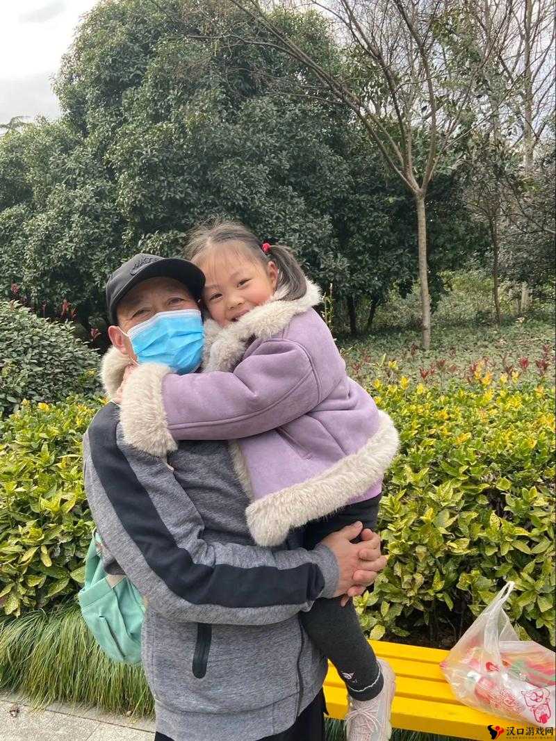 回娘家给爸爸退火:讲述女儿对父亲的关爱与付出
