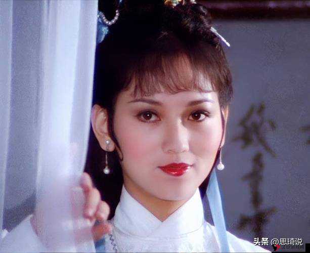 新古龙群侠传苏蓉蓉怎么样？苏蓉蓉属性技能图鉴