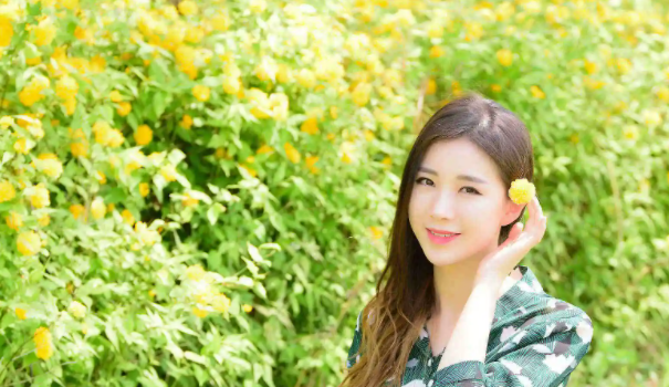 小草莓直播：原来是这样！