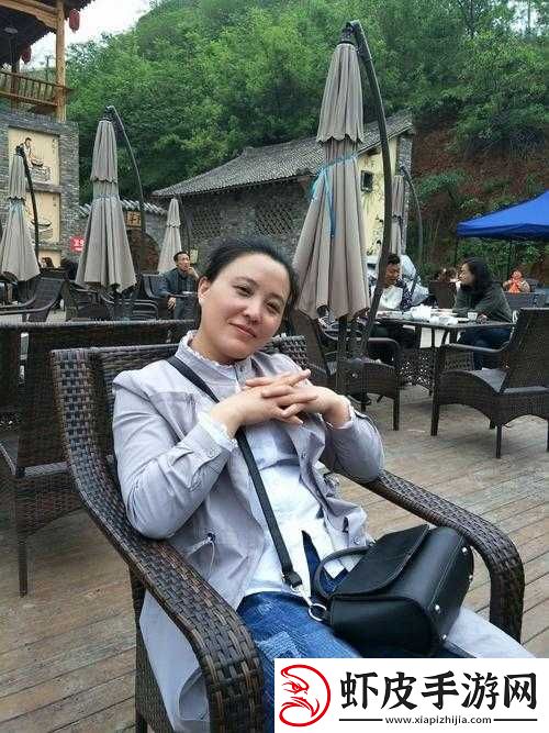 赵丽雅正搭公交车准备回家
