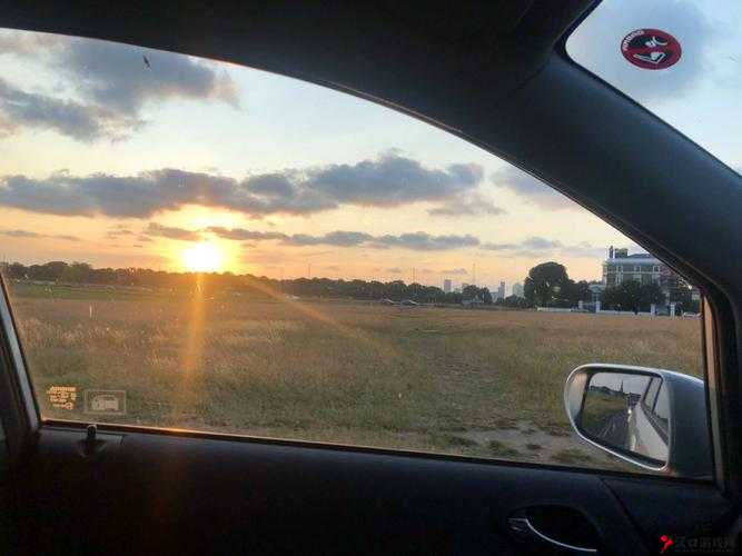 等不及在车里就要,那种强烈的渴望与冲动
