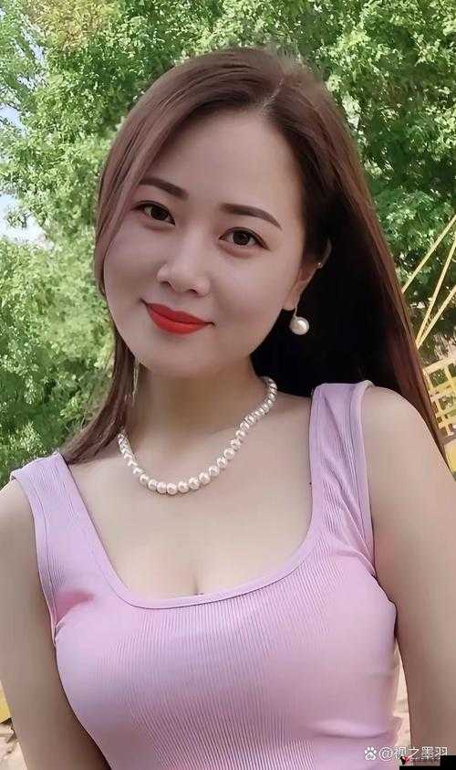 成熟迷人的少妇 XXXⅩ2345:探索她的激情世界