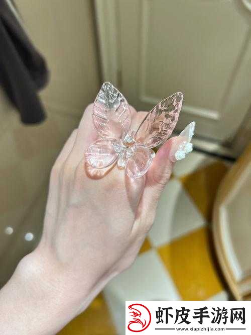 女生戴自动蝴蝶上班注意事项