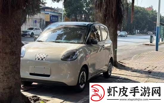 五菱宏光MINIEV三门版谍照曝光!设计Q萌可爱