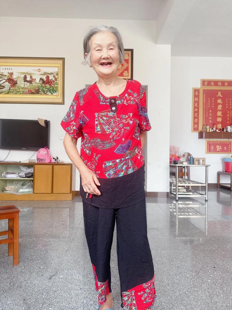 中国老太太granny80