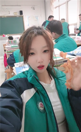 抖音摩天轮什么梗