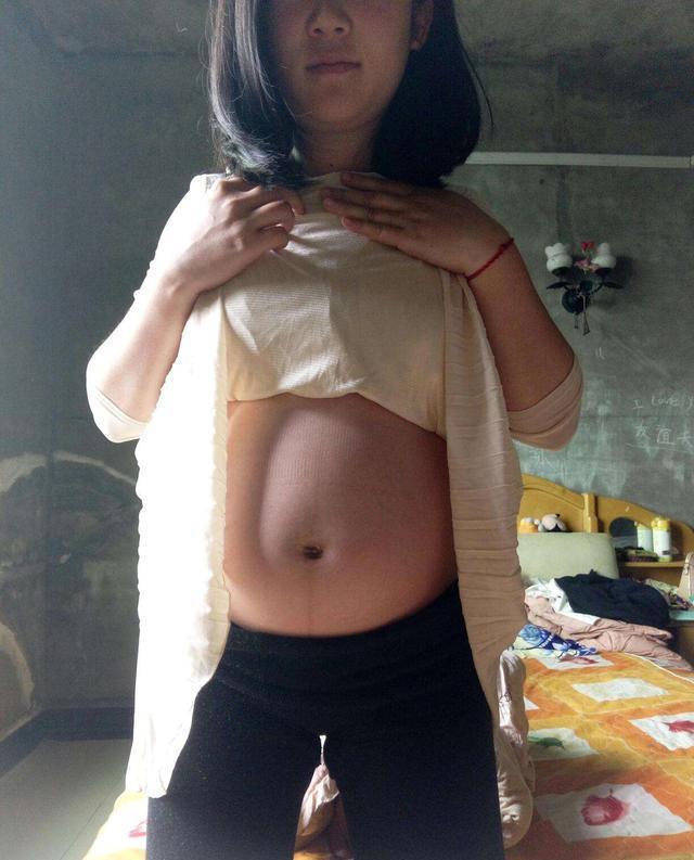 终于挺进小丹身体里了