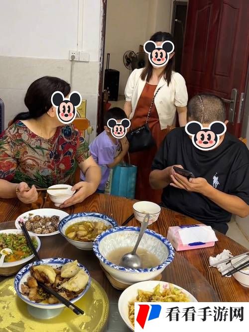 老公请部长家里吃饭