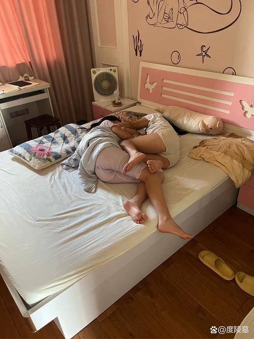 装睡给了孩子日一次